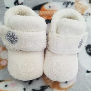 Ugg Baby Slippers Size 2/3